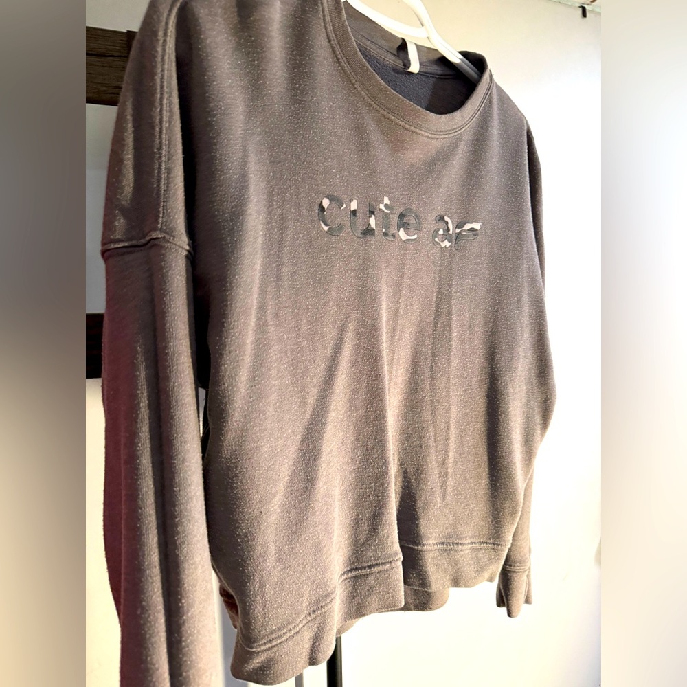 ‼️PART OF 4 for 15‼️Fabletics Grey Cute AF sweater